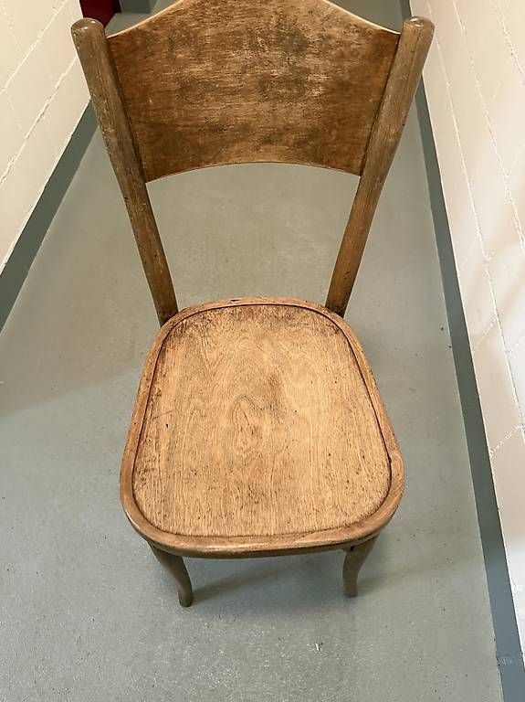 Chaises: Alte Stühle – D'occasion à Silvaplana par lisi58 3