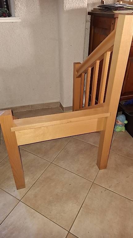 Articoli in legno: Meuble décoratifs  – Usato da Essertes venduto da ast_mk5t