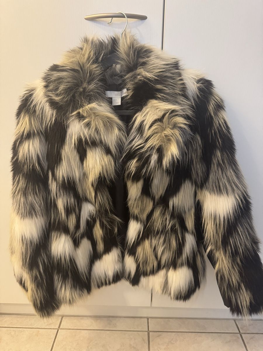 H&M Giacche: Kunstpelzjacke H&M, 34  – Usato da Zürich venduto da Anilein_9989