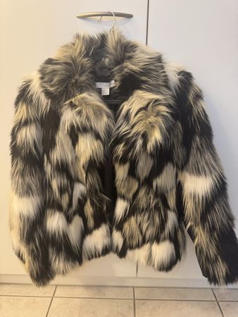 Kunstpelzjacke H&M, 34 