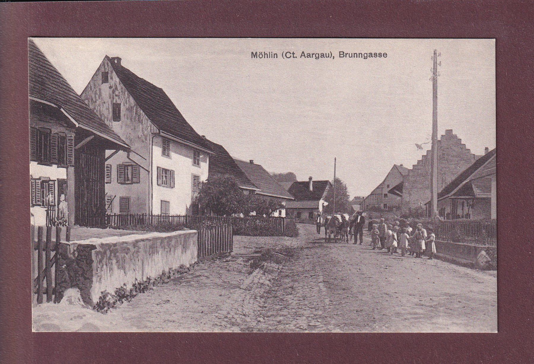 Cartes postales: MÖHLIN - Brunngasse – D'occasion à Pully par nicecards