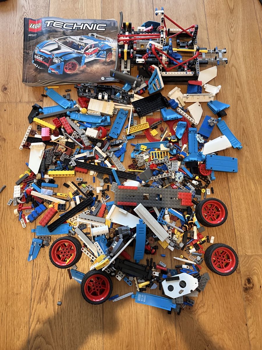Lego Baukästen: Lego Technic Offroader 42077, zerlegt, vollständig? – Gebraucht aus Basel von boo_dc8c