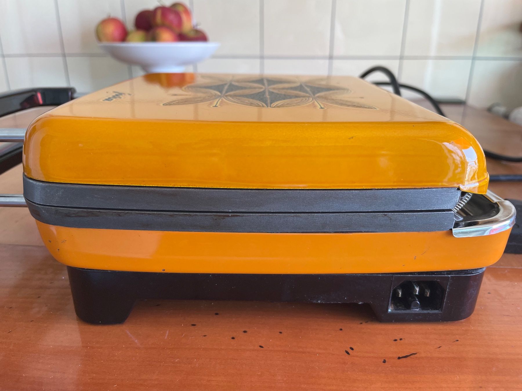 Cucine complete: Fer à bricelet ancien Jura – Usato da Lausanne venduto da Elpi2014 7
