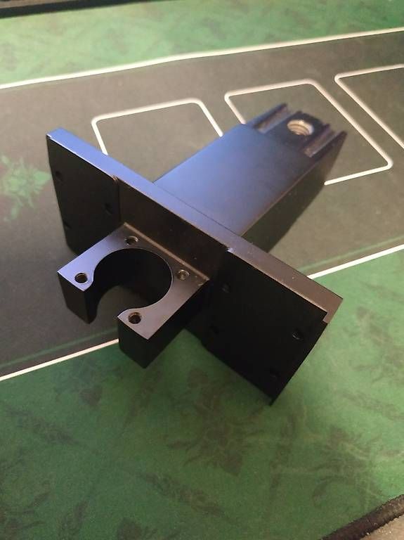 3D Drucker: Build Plate Halter / Z-Axis Mount  Elegoo Saturn 3 Ultra – Gebraucht aus Basel von gli_g2yz 1