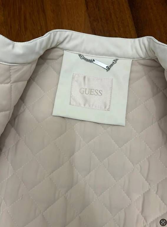 Jacken: GUESS padded jacket, water resistant S size – Neu und originalverpackt aus Altendorf von olg_rfk6 1