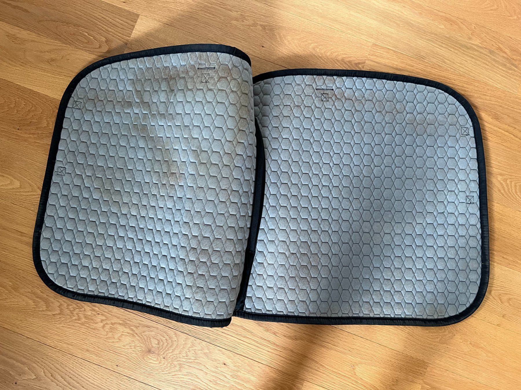 Coperte: Schabracke Mattes – Usato da Ettiswil venduto da Ursi33 1