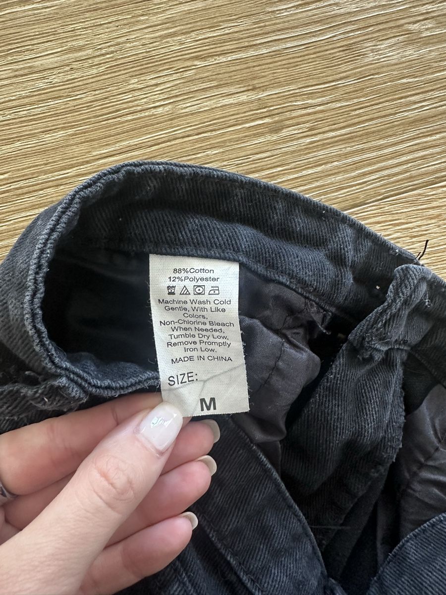 Hosen: Black short – Gebraucht aus Erlenbach ZH von Kevlau 2