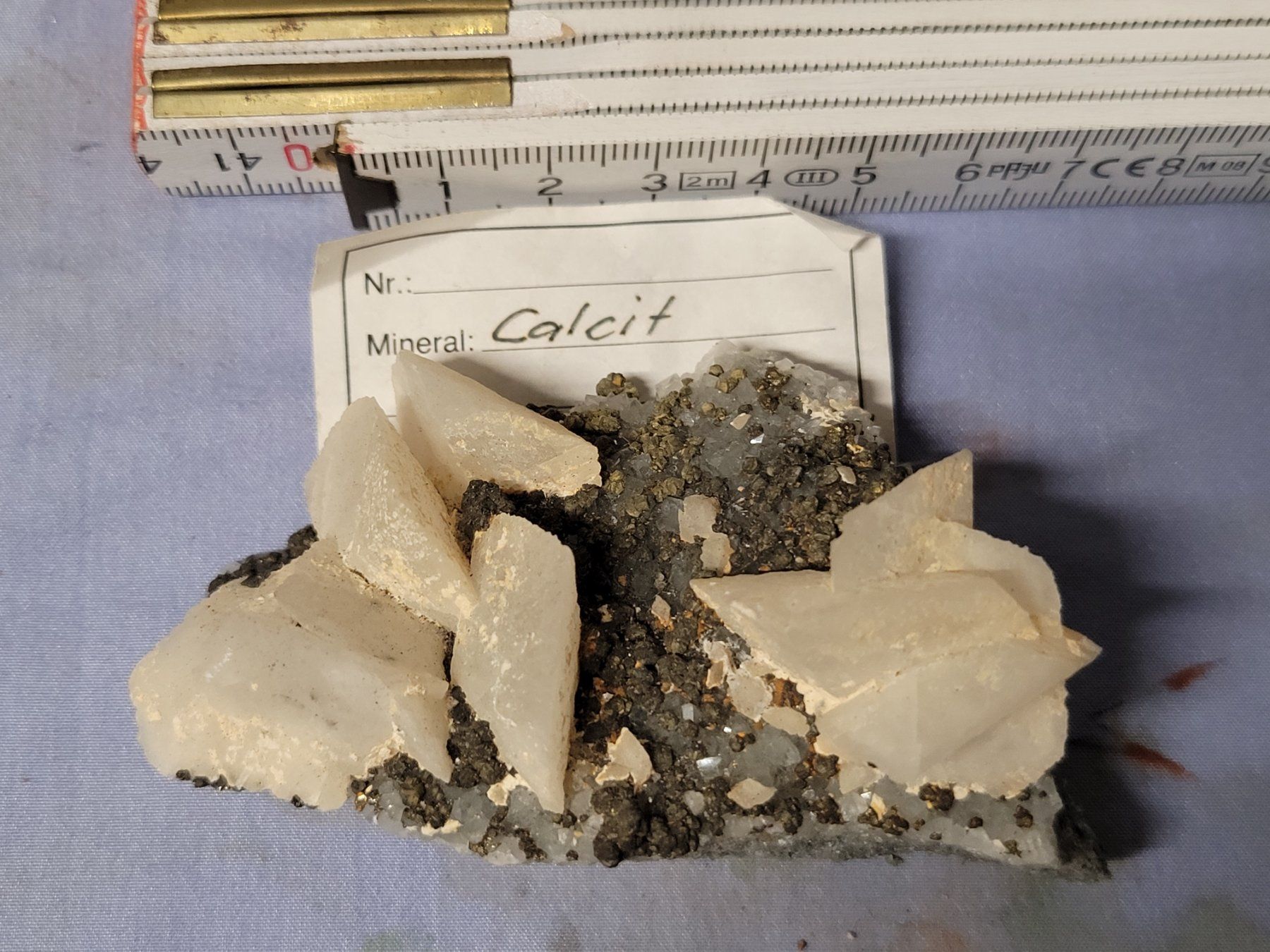 Minerali & Pietre curative: nette Calcit-Stufe – Usato da Siebnen venduto da Unruhe-Baer