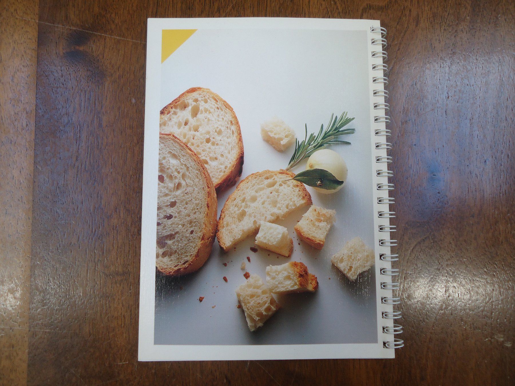 Bücher: Nouvelles recettes avec du pain... – Gebraucht aus Vessy von mafabe 1