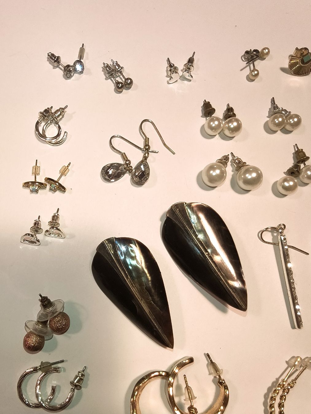 Orecchini pendenti & Orecchini a lobo: Grosse Sammlung Modeschmuck Ohrringe verschiedene Modelle – Usato da Etzelkofen venduto da madafaka_06 2