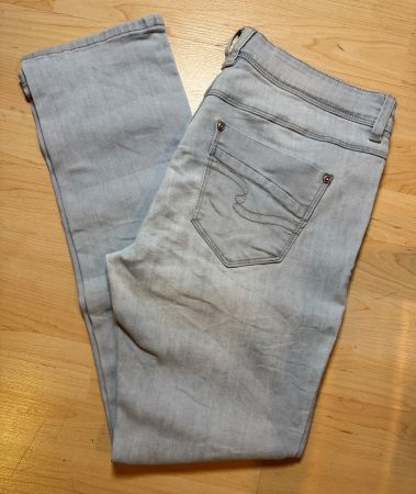 Modische Damenjeans - Indigo Blue Wash