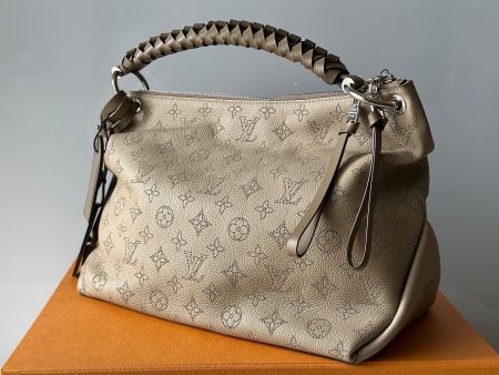 LOUIS VUITTON LV Beaubourg Hobo MM 2way Schultertasche M5608