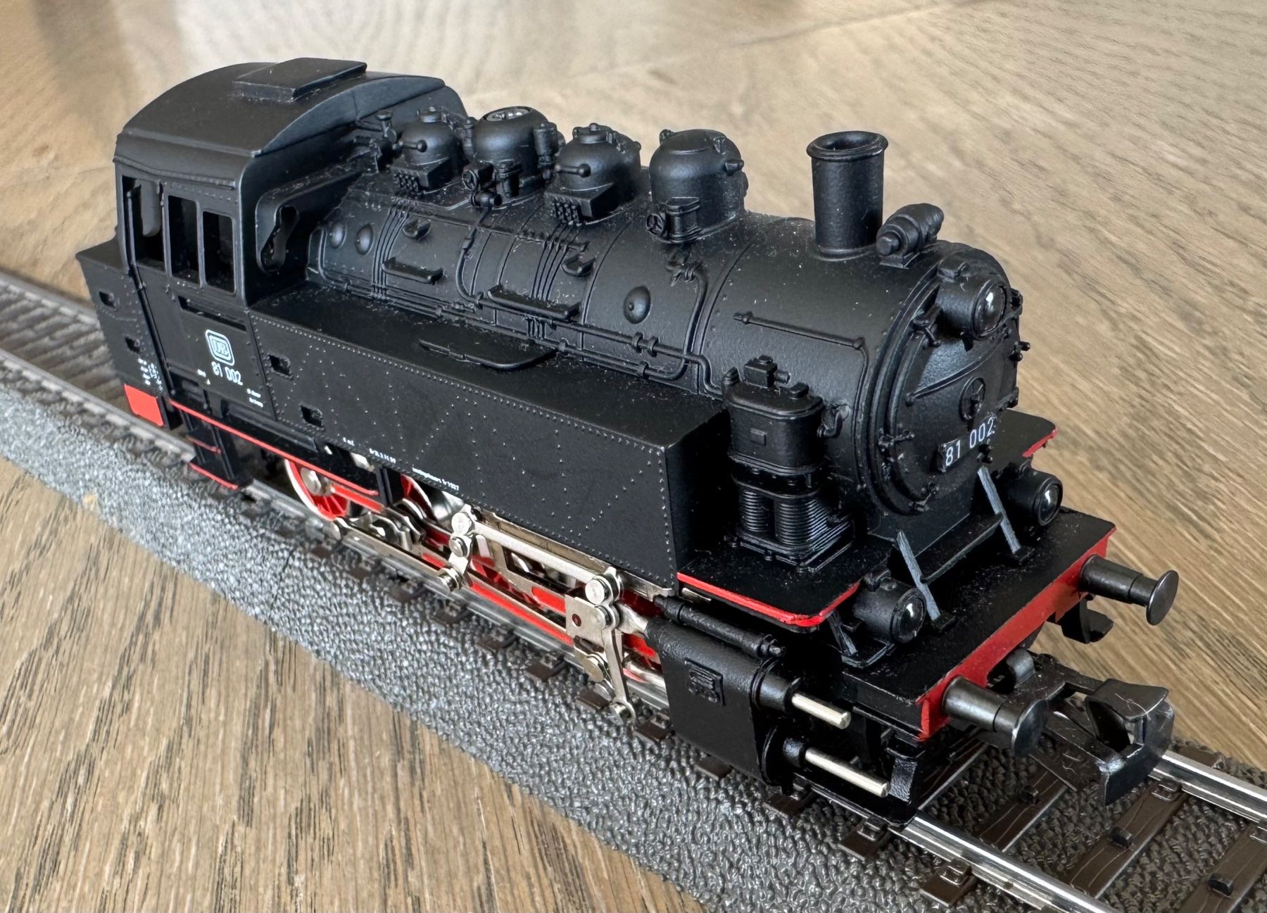 Märklin Modellini di ferrovie: Dampflokomotive BR 81, neu – Nuovo (secondo la descrizione) da St. Moritz venduto da Manu7500 3