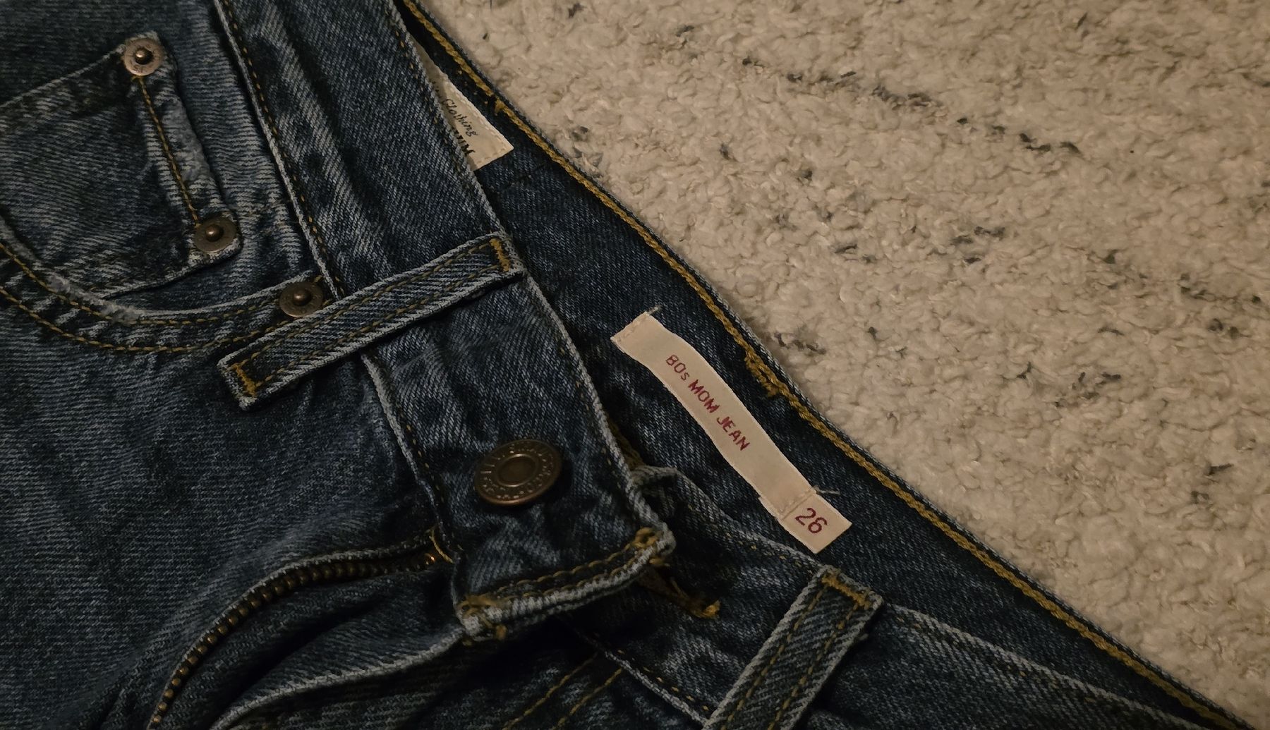 Levi's Jeans: Jean Levi's Mom Taille 26 – Nuovo (secondo la descrizione) da Vevey venduto da Renka2011 1