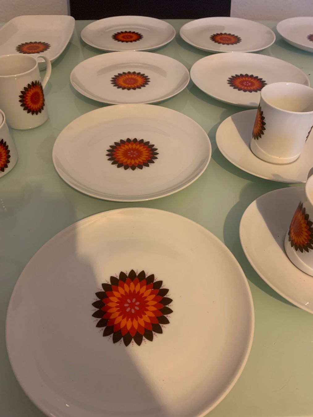 Set di piatti: Service porcelaine années 70 – Usato da Neuchâtel venduto da Aquila99 2