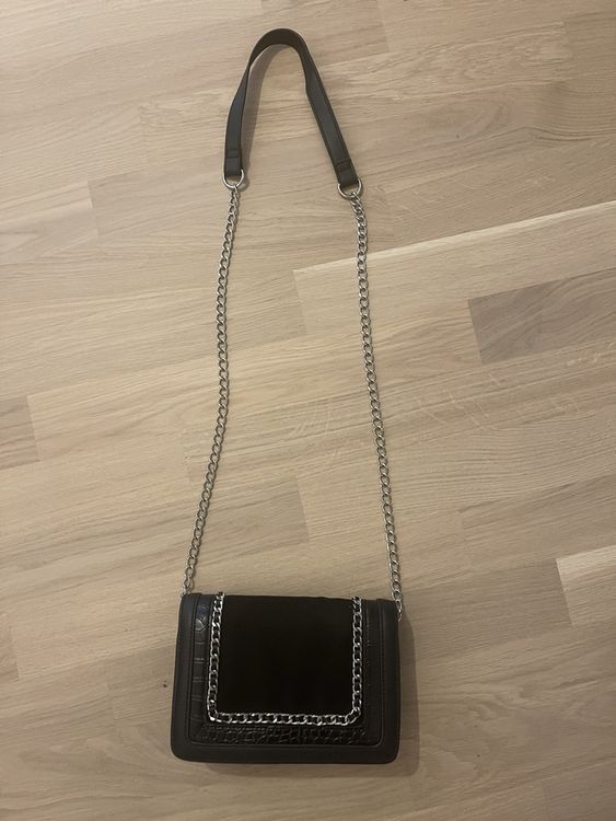 Primark Taschen für Damen: Umhängetasche – Gebraucht aus Bösingen von lua_xy5n