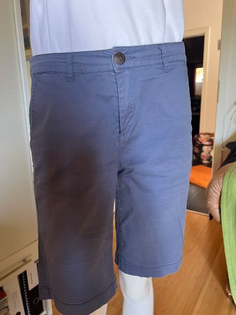 Nulu Gr. 40, Short