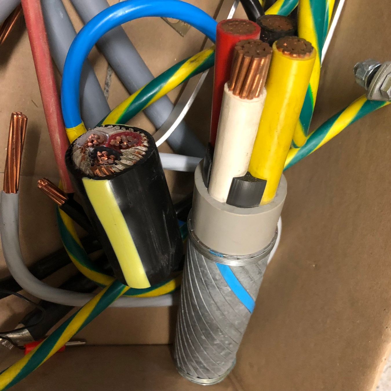 Cavi: Kuper Kabel Kabelstummel ca. 5kg – Difettoso da Hinterkappelen venduto da atomschnee 1
