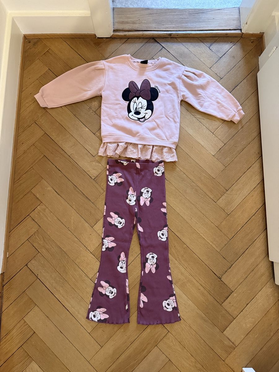 Primark Lotti & Set di vestiti: Minnie Mouse Set, Grösse 128, neuwertig! – Nuovo (secondo la descrizione) da Basel venduto da zukk_