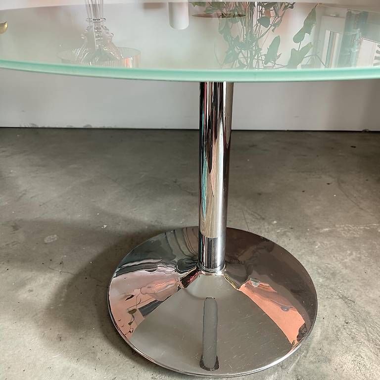 Tavoli: Glastisch, 110 cm – Usato da Chur venduto da Celectra 2