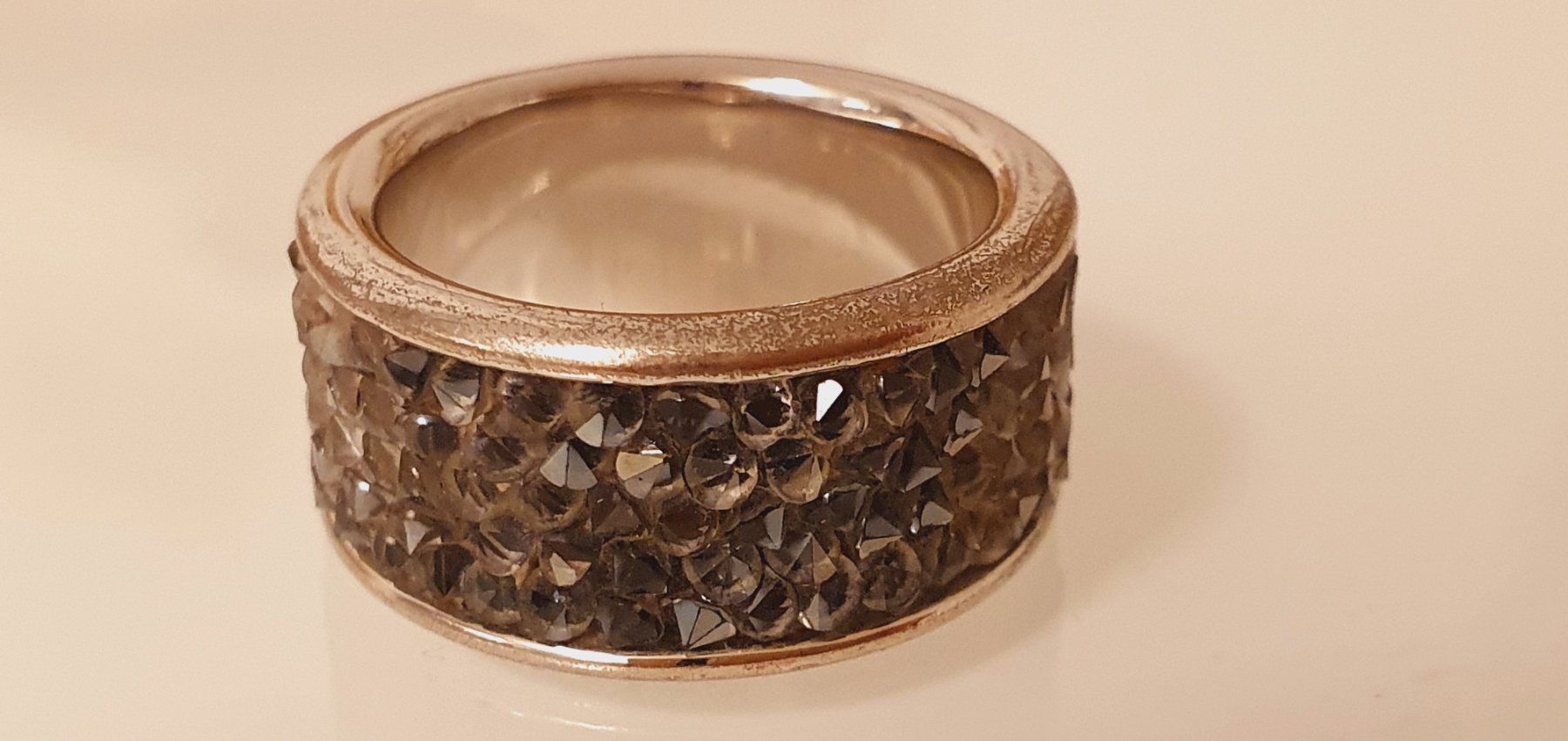 Anelli: Ring mit Steinchen Modeschmuck Gr 17=54 – Usato da Stansstad venduto da InStyle8 2