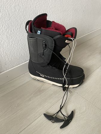 Snowboard shoes 40.5 Burton