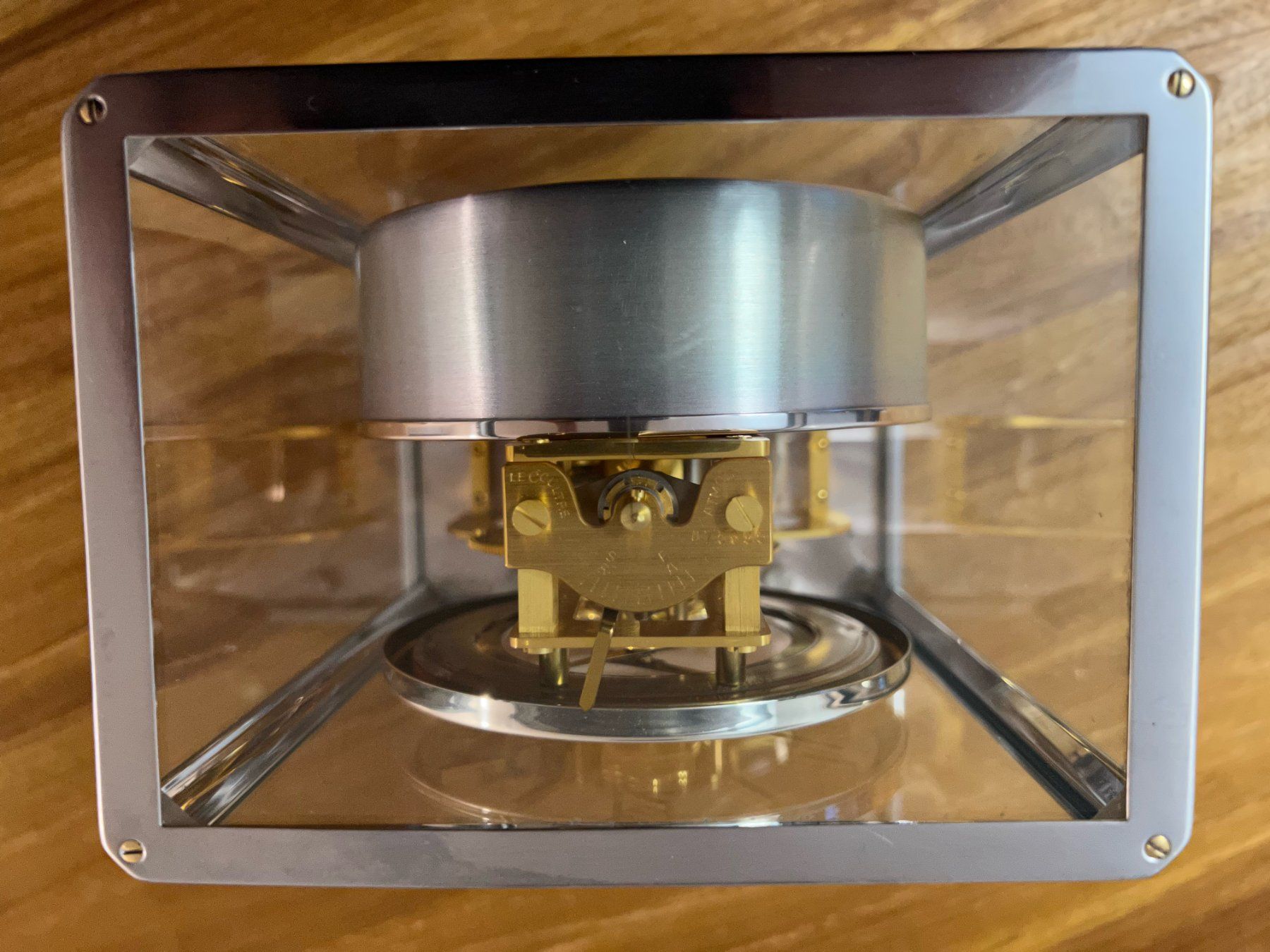 Jaeger-Lecoultre Stand- & Wanduhren: JAEGER LE COULTRE very rare bicolor ATMOS table clock - 60's – Gebraucht aus Le Mont-sur-Lausanne von LycaGallery 5