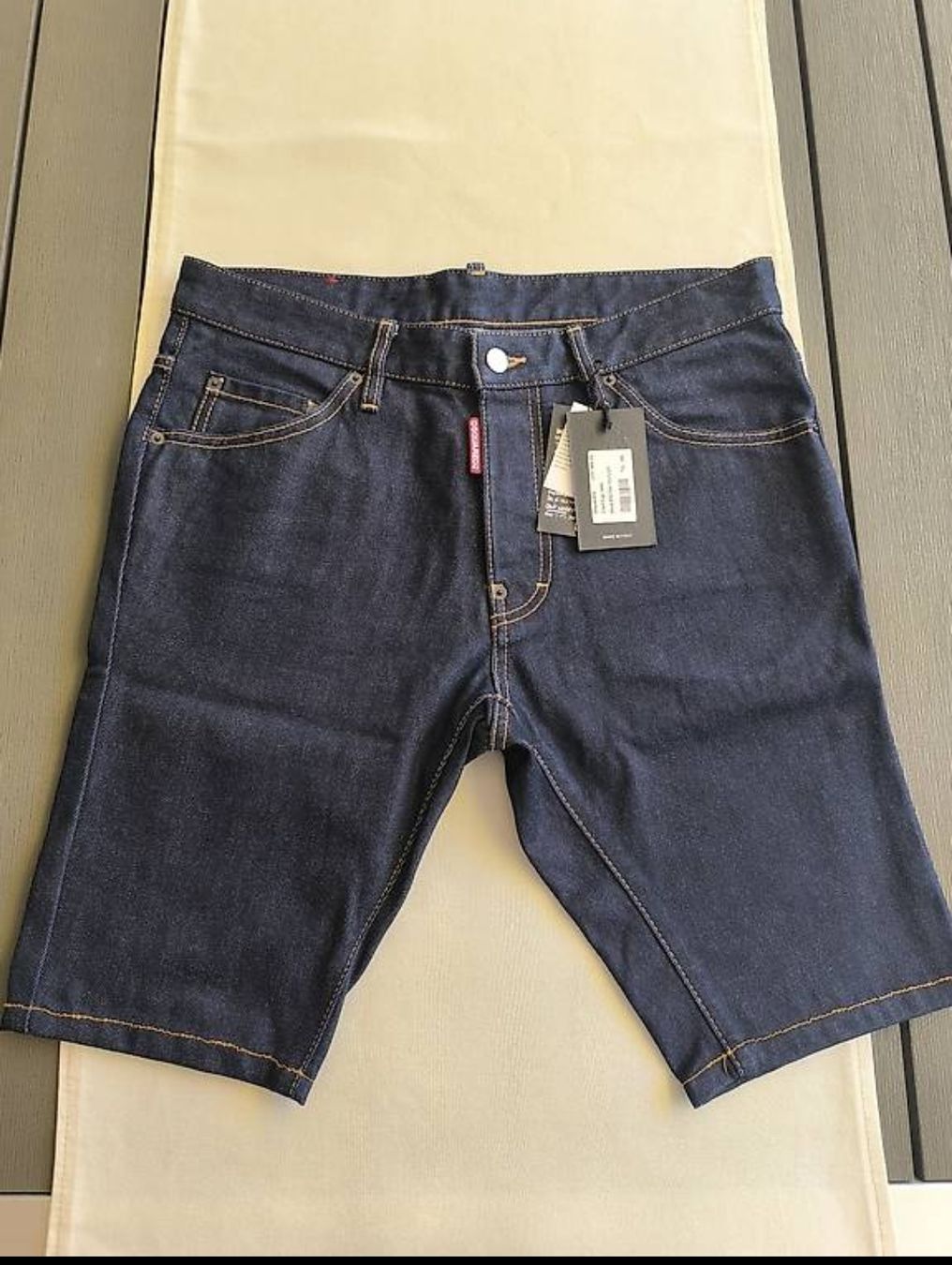 Dsquared2 Jeans: 100% Original dsquared2 ?Shorts  Jeans TG 48 – Nuovo e nell'imballaggio originale da Oensingen venduto da Outlet_Super_Sale