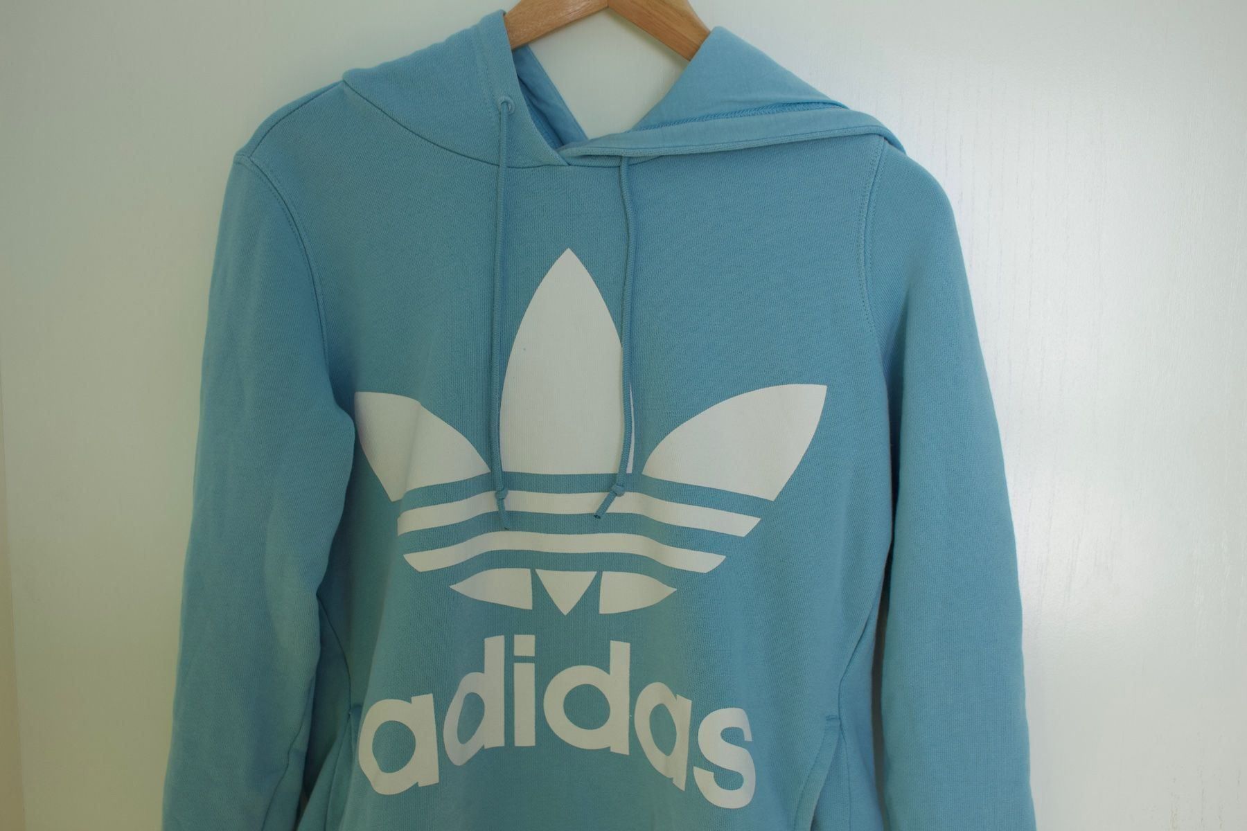 Adidas Pulls & Sweat-shirts: ADIDAS PULLOVER GRÖSSE 32 – D'occasion à ZUFIKON par SULMI01 1