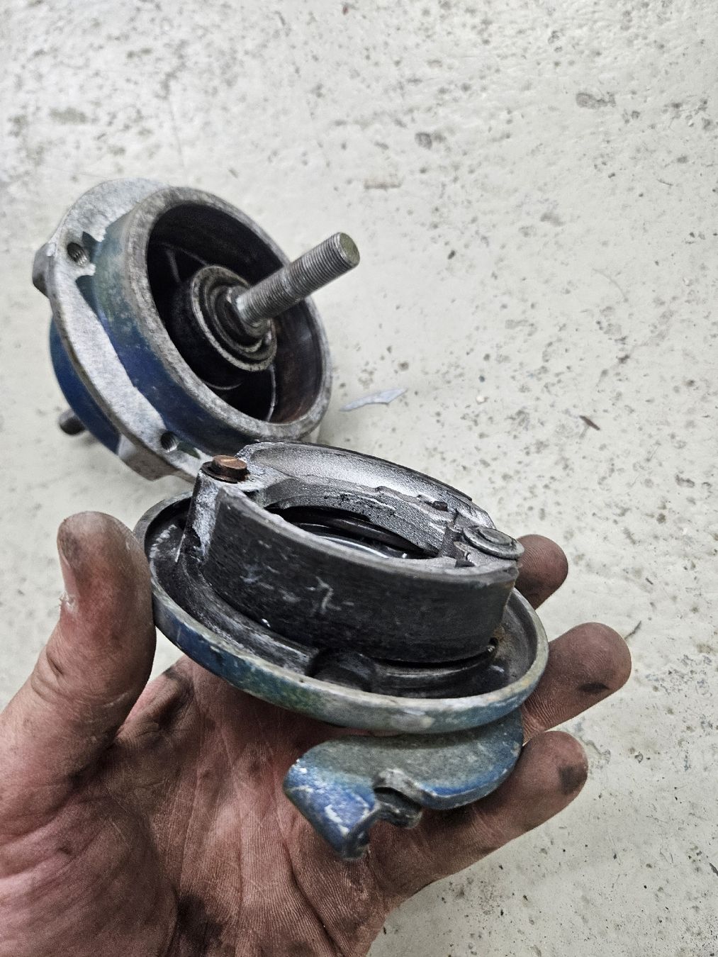 Puch Mofa-Ersatzteile: Puch Vorderradnabe Gussfelge  – Gebraucht aus Mellingen von Mech-Service 3