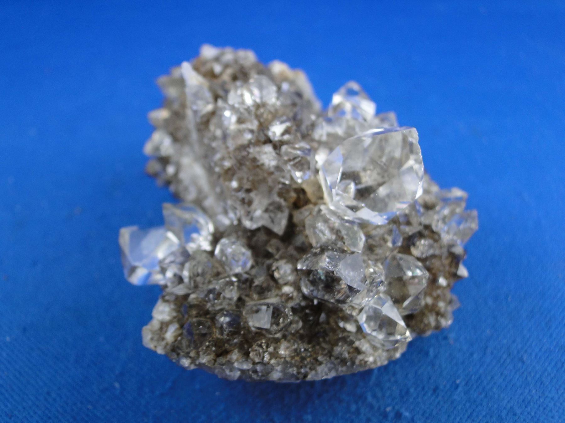 Minerali & Pietre curative: Quartz var Herkimer – Usato da Schinznach Bad venduto da Demerald 5