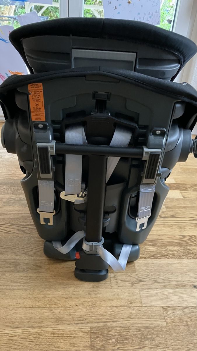 Britax Römer Seggiolini per auto: Britax Römer Multi-Tech III Kindersitz – Usato da Wettingen venduto da Vichli 1
