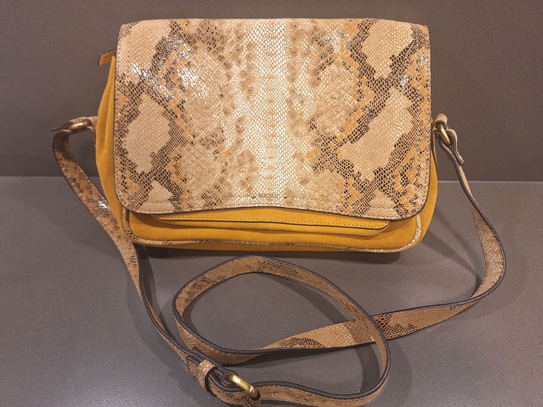 Sessun Borse da donna: Sessùn Leder Handtasche Gelb/Python-Look – NEU – Nuovo e nell'imballaggio originale da Zürich venduto da Susan1510