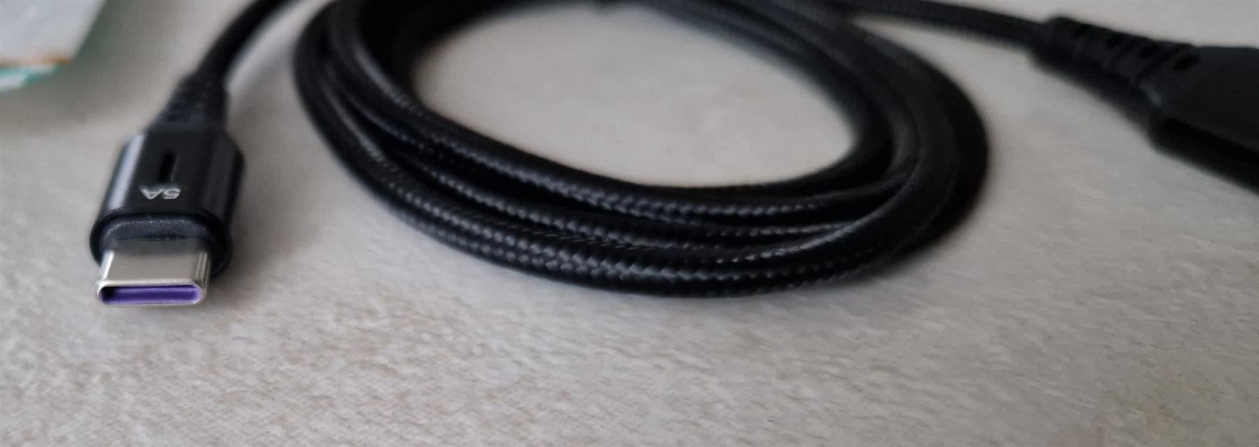 Caricabatterie: ***** Câble USB -> USB Type C - 1m – Nuovo e nell'imballaggio originale da Villaz-St-Pierre venduto da Ubid 3