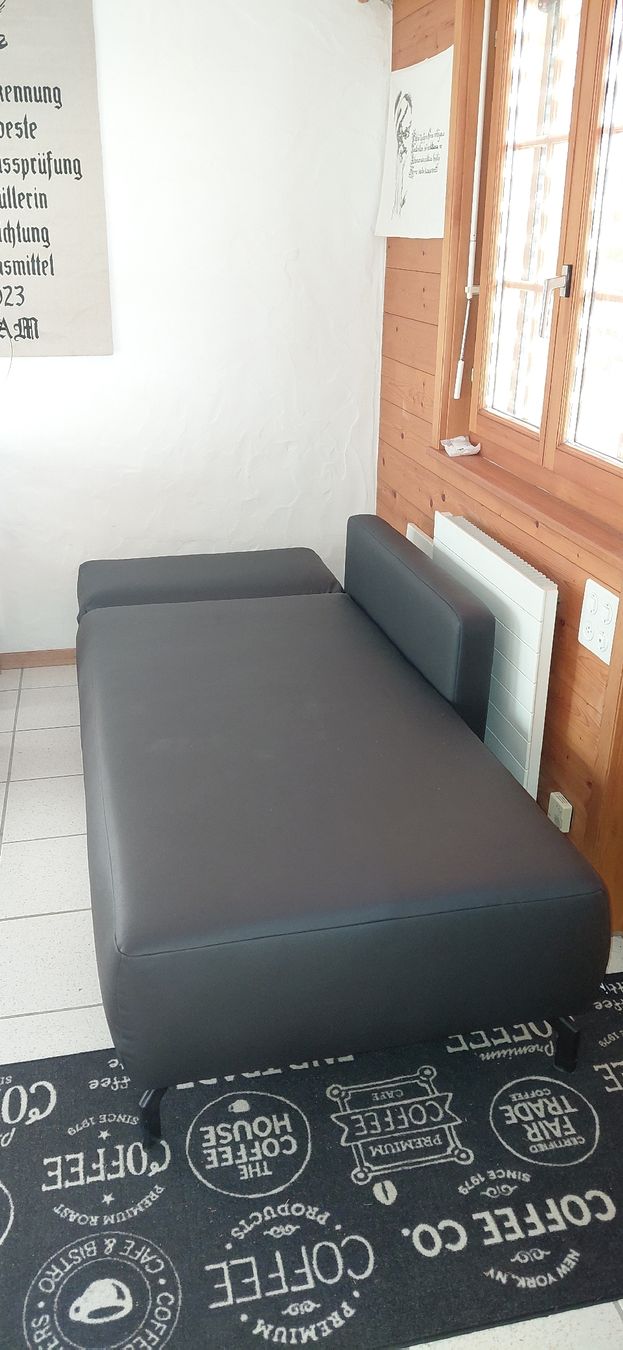 Sofas: Schlafsofa – D'occasion à Krattigen par sei_vn8b 5