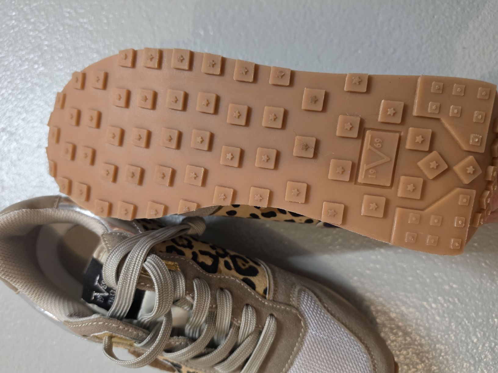 Chaussures femmes: Sneaker v1969 – Neuf (Voir description) à Kefikon TG par Livline 3