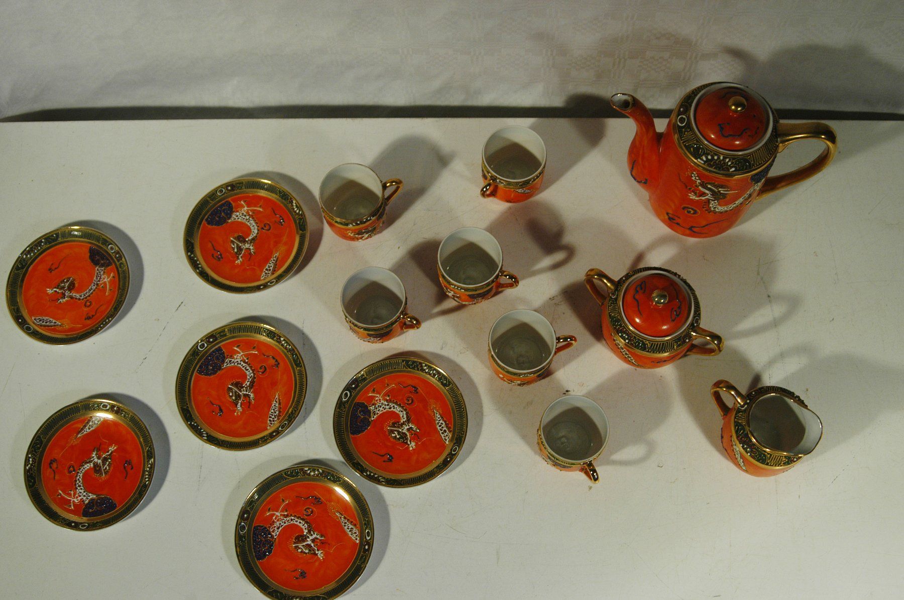 Set di piatti: Antiker japanischer Teeservice Satsuma – Usato da Herisau venduto da Wisen 8