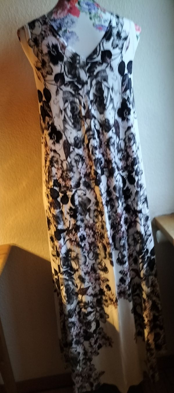 Vestiti: Sommerliches Maxikleid mit Blumenmuster, Gr. XL – Usato da Schaffhausen venduto da sunsetever 5
