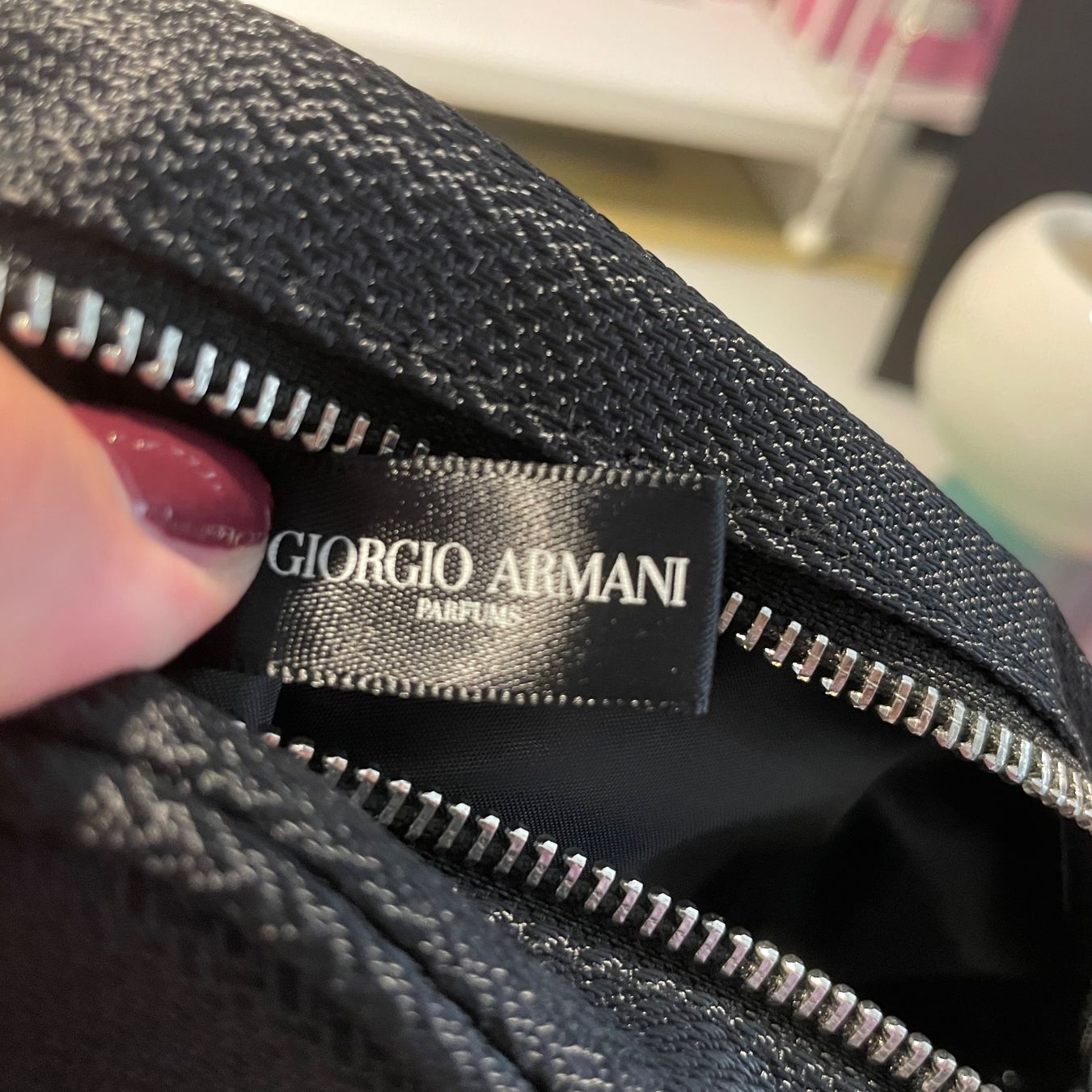 Custodie per cosmetici: NEU: Giorgio Armani Etui, Necessaire – Nuovo e nell'imballaggio originale da Bellach venduto da Lapislazuli_blues 2