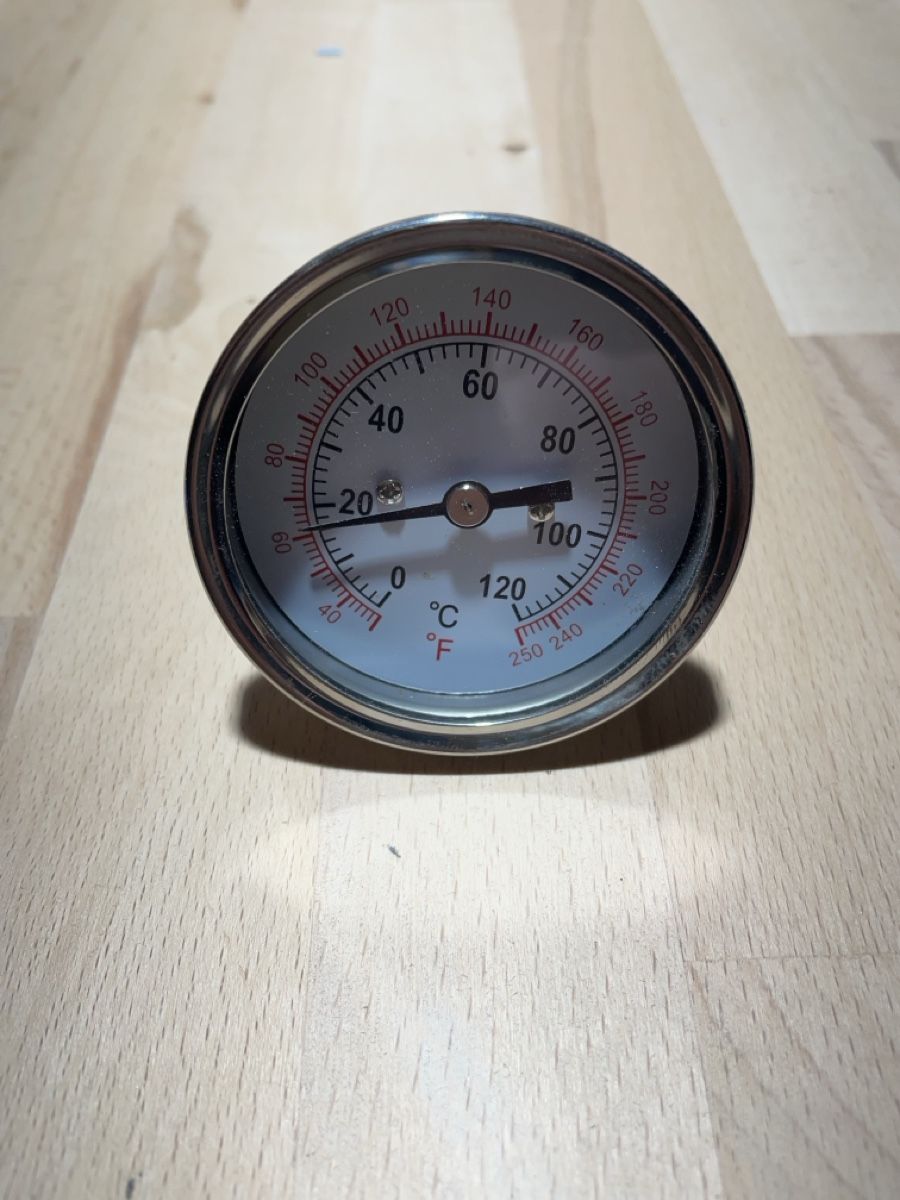 Altro per la casa: Smoker BBQ Thermometer, °C und °F – Usato da Bronschhofen venduto da Commerce03
