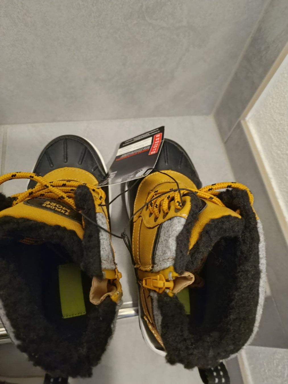 Scarpe per ragazzi: Neue Kinder Winterboots 32 – Nuovo e nell'imballaggio originale da Wohlen AG venduto da Fabe3 1