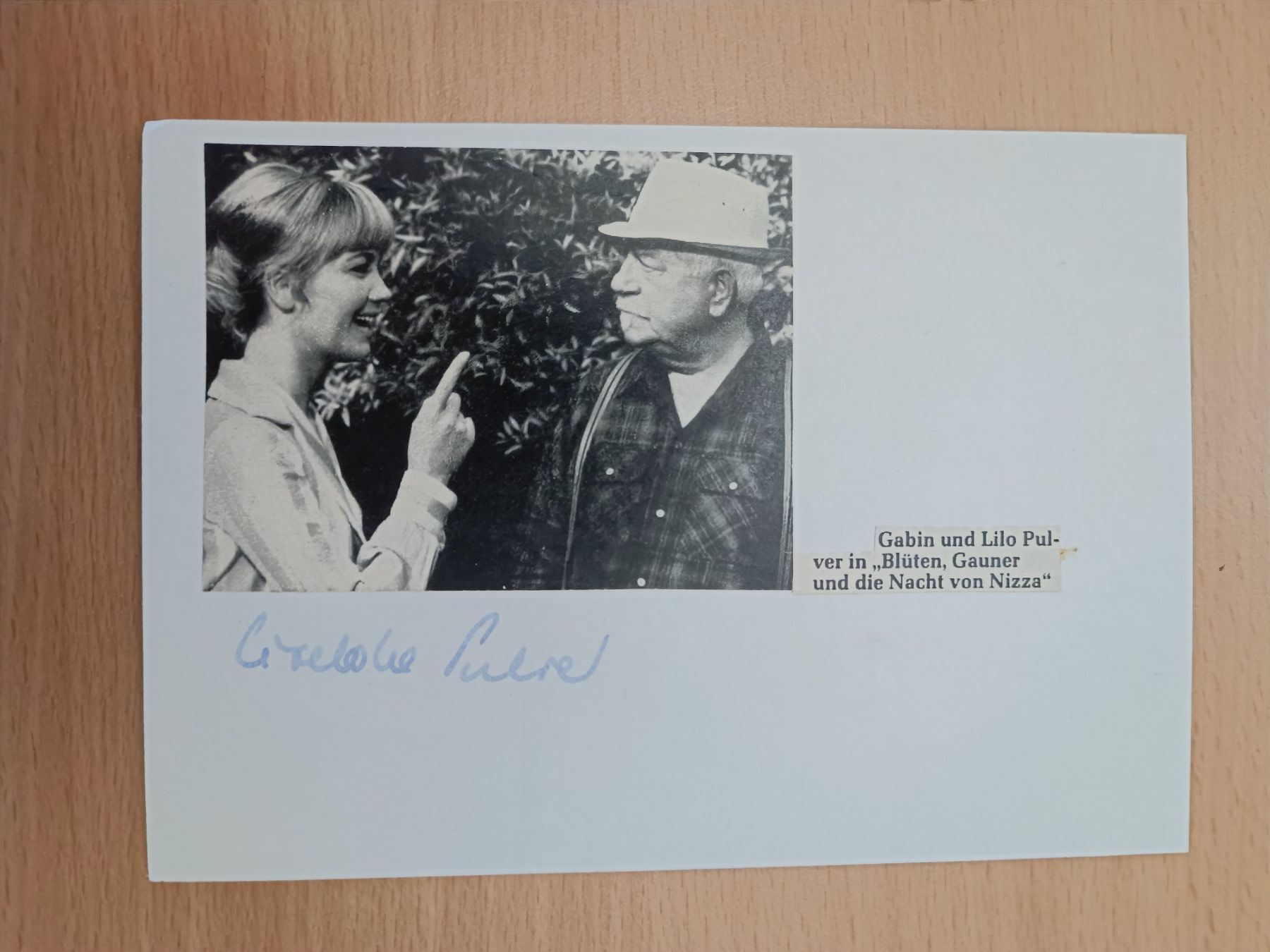 Autographes: Lieselotte Pulver - handsigniert – D'occasion à Menziken par Artographs