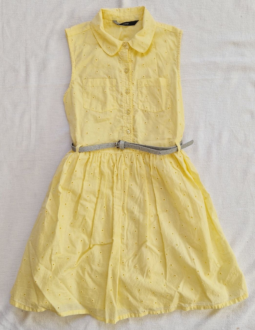 Vestiti & Gonne: Sommerkleid mit Gürtel, Gr. 122 – Usato da Muri b. Bern venduto da rol_xtf8