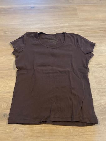 T-shirt brun uni vintage à la mode Biaggini