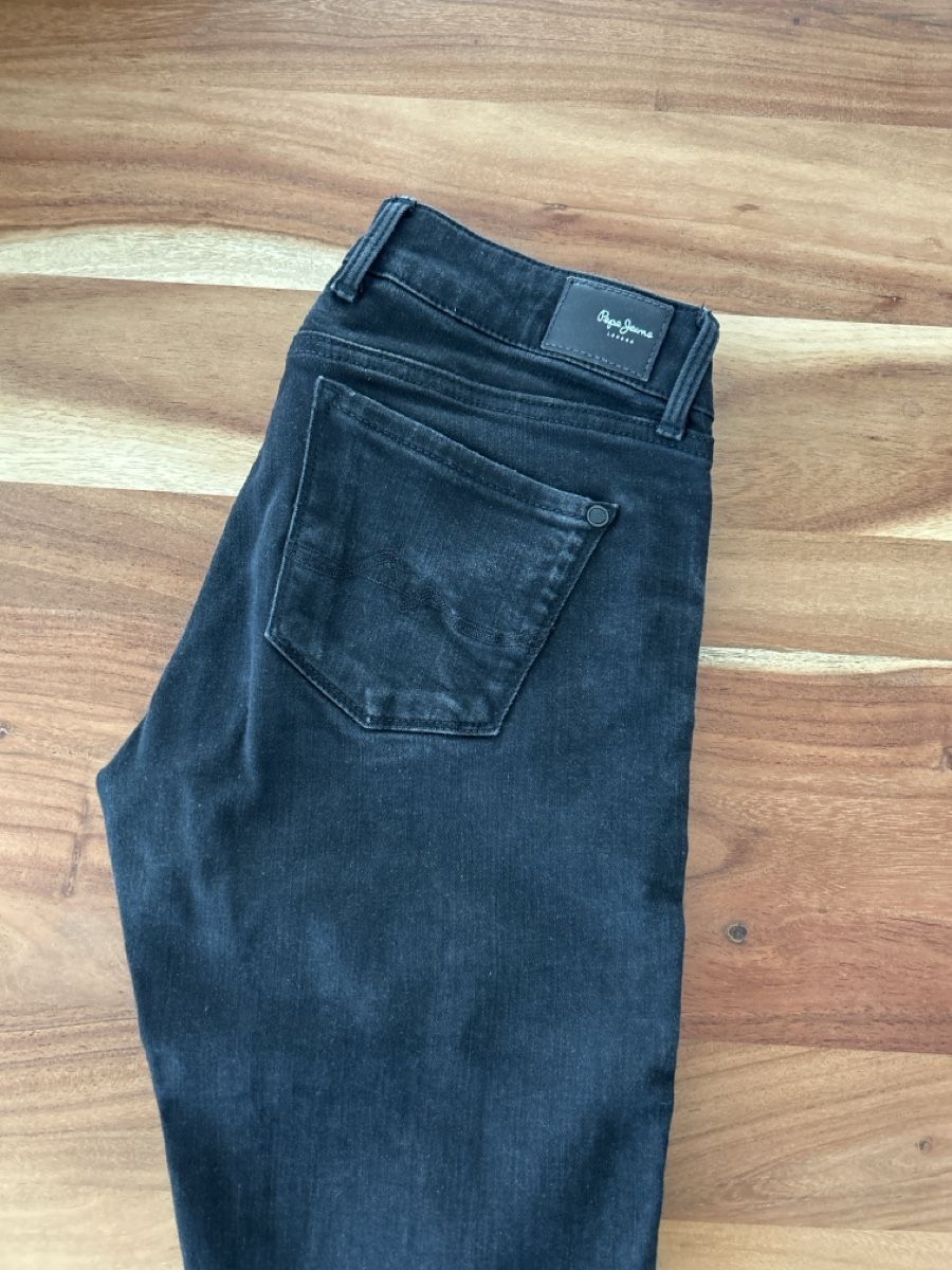 Pepe Jeans Jeans: Pepe Jeans M, schwarz – Usato da Jona venduto da gr_3nad 3