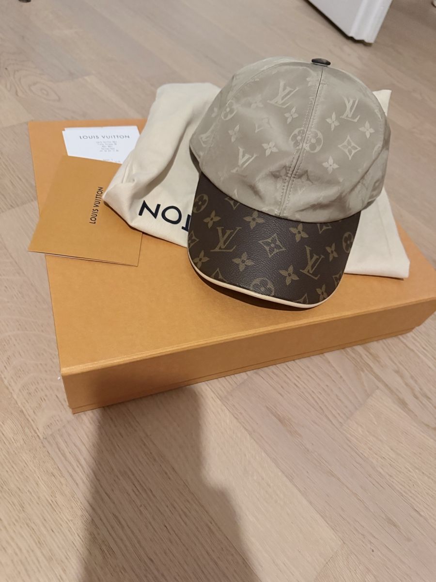 Sonstige Kleidung & Accessoires: Louis vuitton  cap L – Gebraucht aus Münchenstein von By.gabriela.v 1