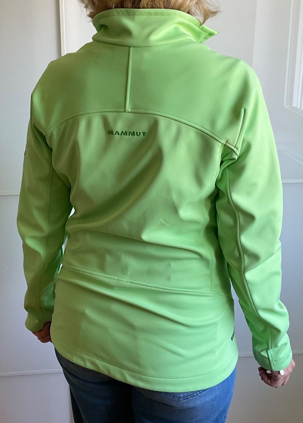 Mammut Jacken: Softshelljacke Mammut – Neu (gemäss Beschreibung) aus Amriswil von Chmm1 1