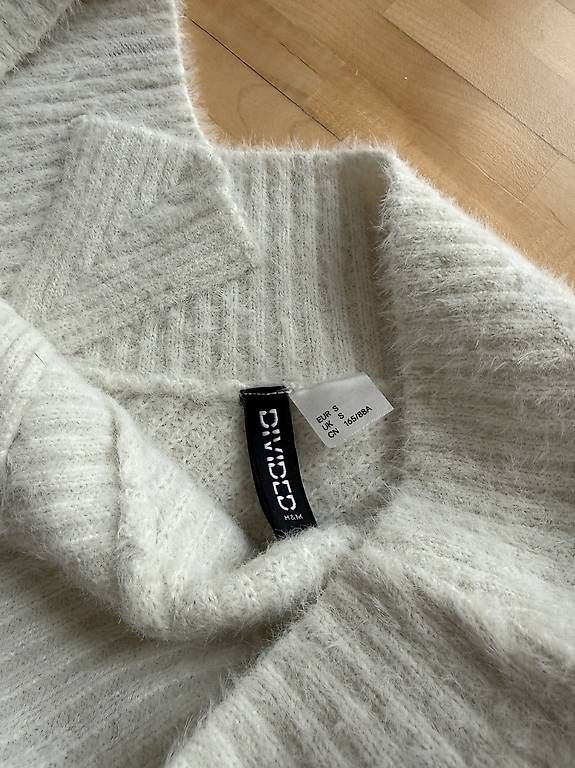 H&M Pullover & Sweatshirts: Pullover – Neu (gemäss Beschreibung) aus Bern von Martina_Lisa 1