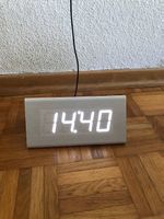 Uhr / Digitaluhr 