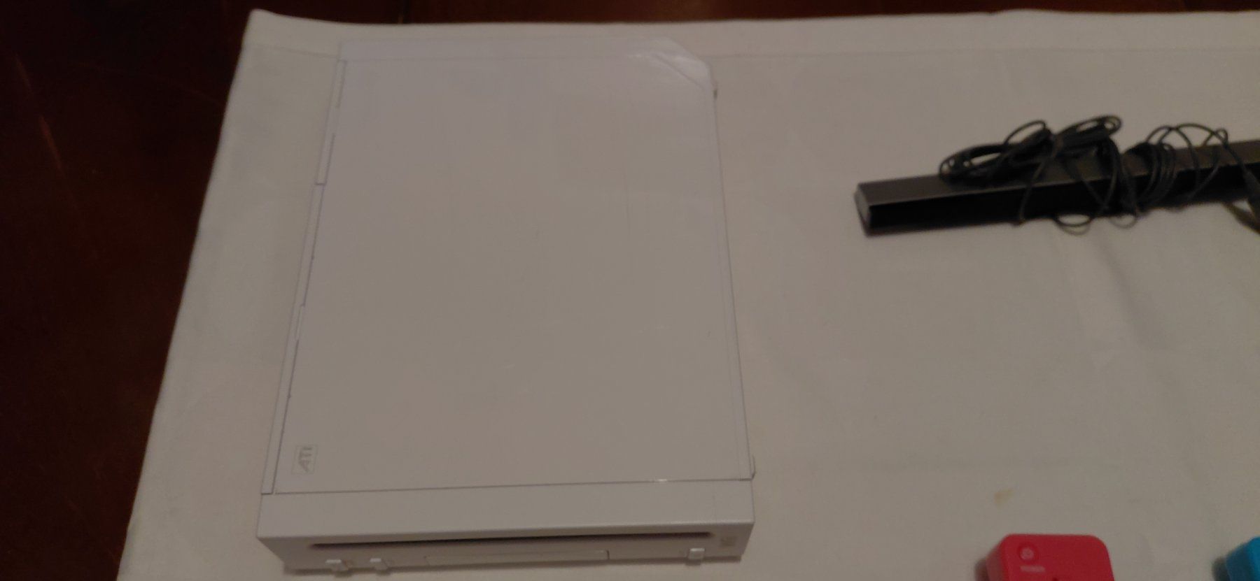 Nintendo Console: Top Wii Set inkl 2 Motion Plus Controller + Super Mario Bros – Usato da Gretzenbach venduto da Uli1980 1